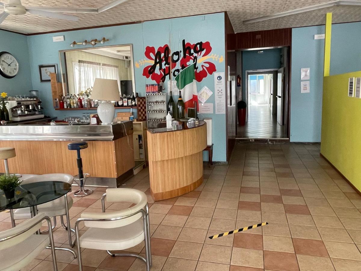 Hotel Aloha 切塞纳蒂科 外观 照片
