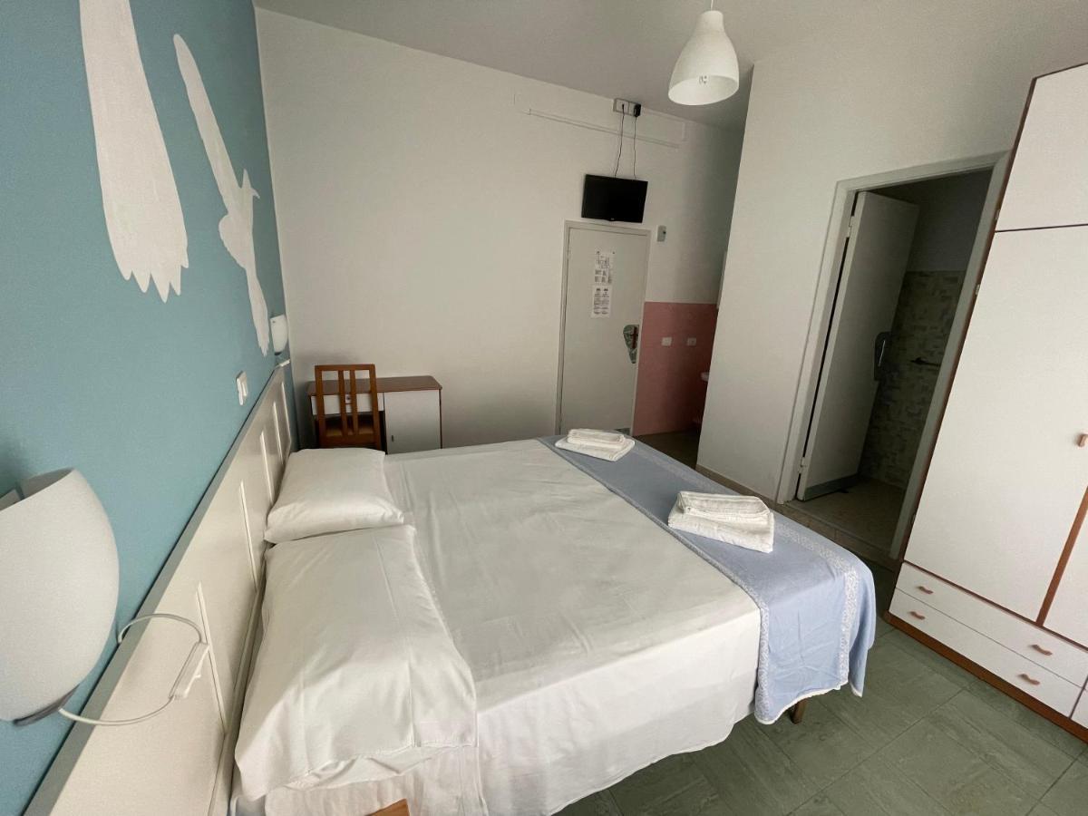Hotel Aloha 切塞纳蒂科 外观 照片