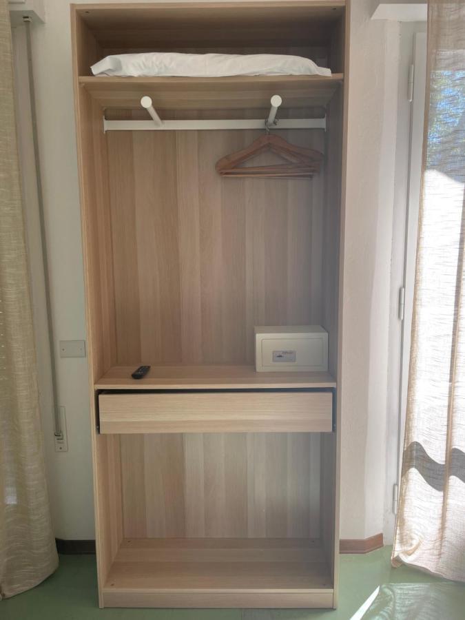 Hotel Aloha 切塞纳蒂科 外观 照片